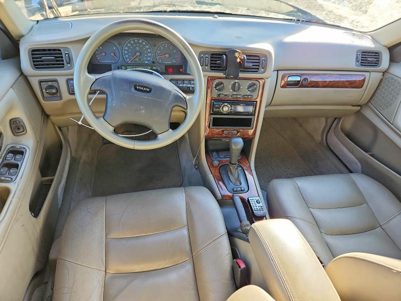 Aukcja sprzedaży 1998 Volvo V70, vin: YV1LZ5648W2527656, numer aukcji: 70539346