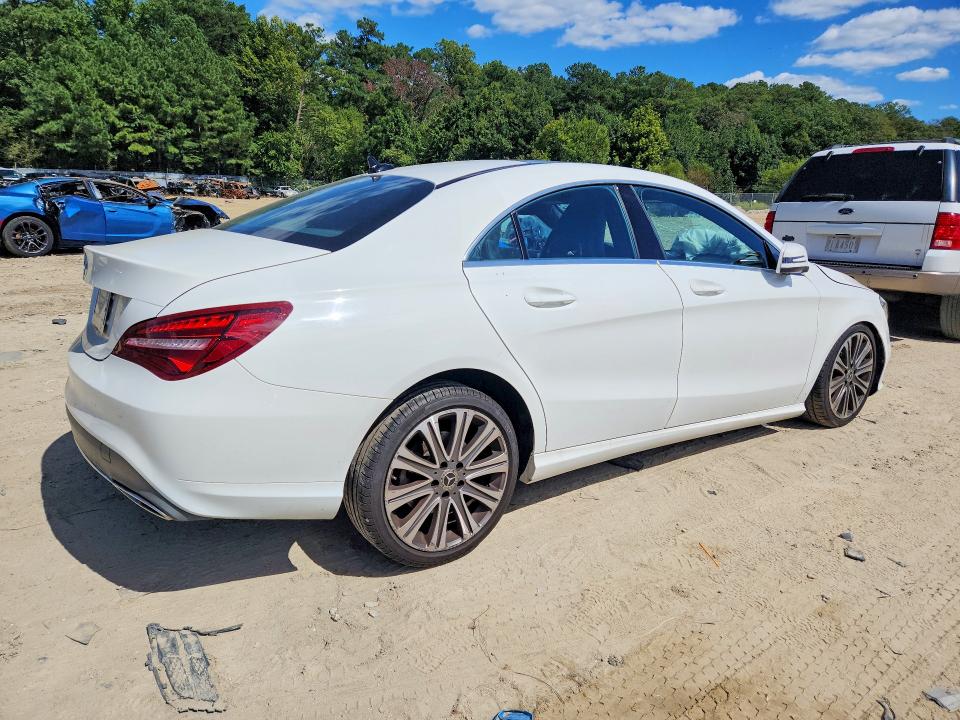 68280576 :رقم المزاد ، WDDSJ4EB8JN645528 vin ، 2018 Mercedes-benz Cla مزاد بيع