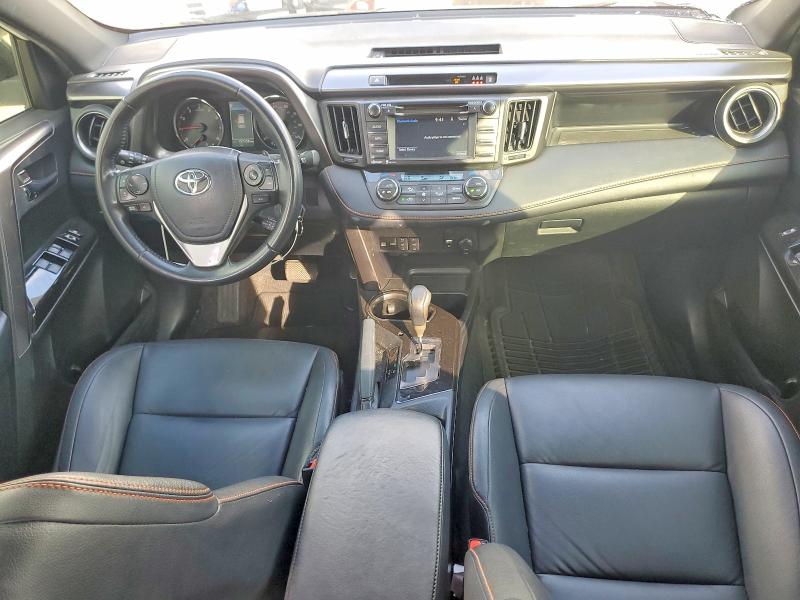 Продаж на аукціоні авто 2017 Toyota Rav4, vin: JTMNFREV2HJ140828, номер лоту: 70642856