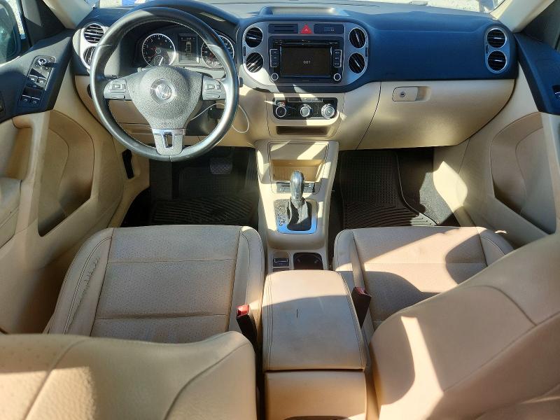 70693816 :رقم المزاد ، WVGBV7AX9BW520773 vin ، 2011 Volkswagen Tiguan مزاد بيع