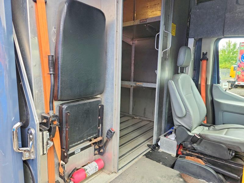 67793146 :رقم المزاد ، 1FDDF6P84MKA68922 vin ، 2021 Ford Transit مزاد بيع