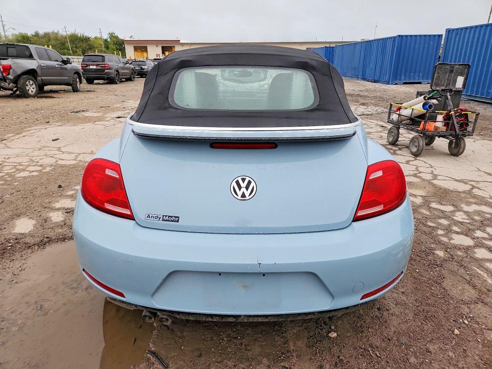 68715696 :رقم المزاد ، 3VW5P7AT7EM806177 vin ، 2014 Volkswagen Beetle مزاد بيع