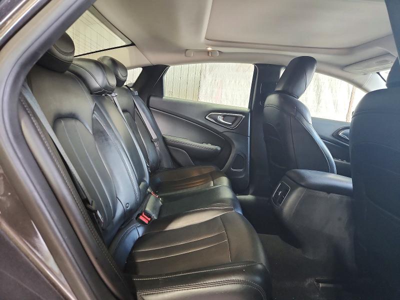 Auction sale of the 2015 Chrysler 200, vin: 1C3CCCCB9FN735398, lot number: 70709116