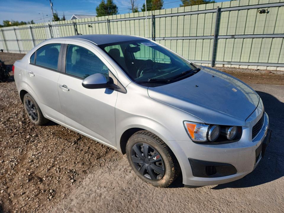 69627266 :رقم المزاد ، 1G1JA5SH9E4157777 vin ، 2014 Chevrolet Sonic مزاد بيع