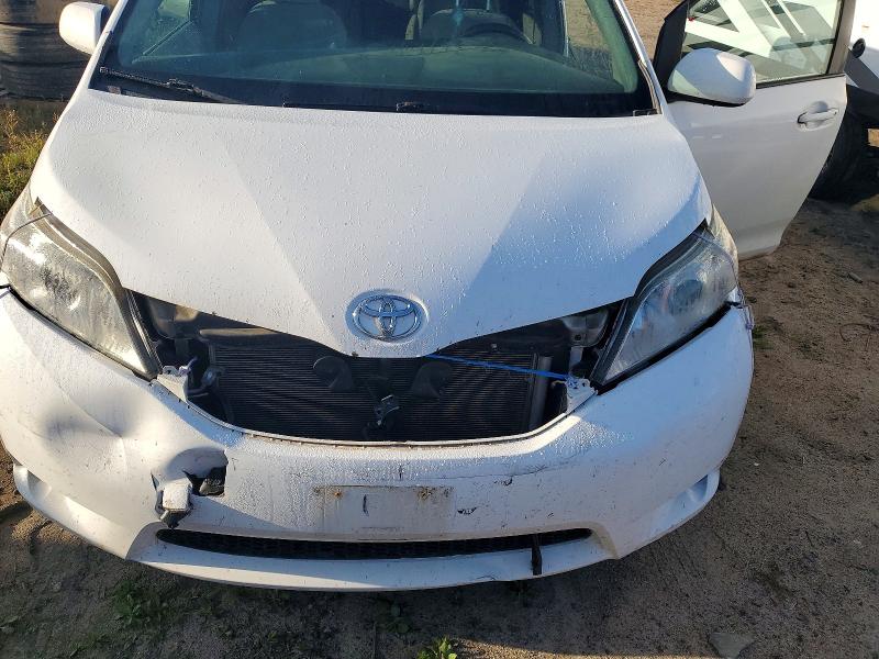 Aukcja sprzedaży 2015 Toyota Sienna, vin: 5TDKK3DC3FS567057, numer aukcji: 68027936