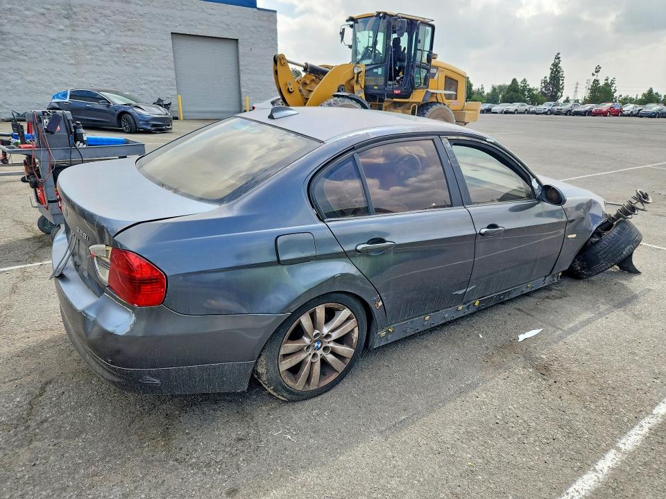 2007 Bmw 328 მანქანა იყიდება აუქციონზე, vin: WBAVC53597FZ75540, აუქციონის ნომერი: 69798236