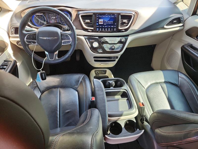68874676 :رقم المزاد ، 2C4RC1BG4HR552231 vin ، 2017 Chrysler Pacifica مزاد بيع