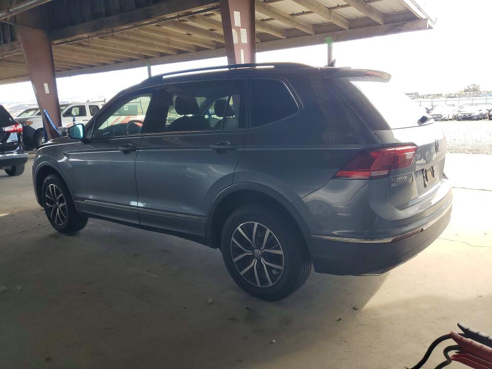 Продажа на аукционе авто 2018 Volkswagen Tiguan, vin: 3VV2B7AX5JM197903, номер лота: 70513146