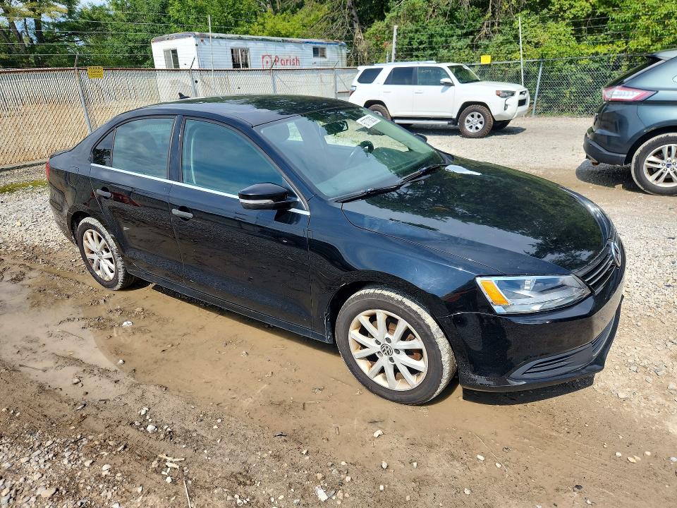 2013 Volkswagen Jetta მანქანა იყიდება აუქციონზე, vin: 3VWDX7AJ5DM355386, აუქციონის ნომერი: 67773836