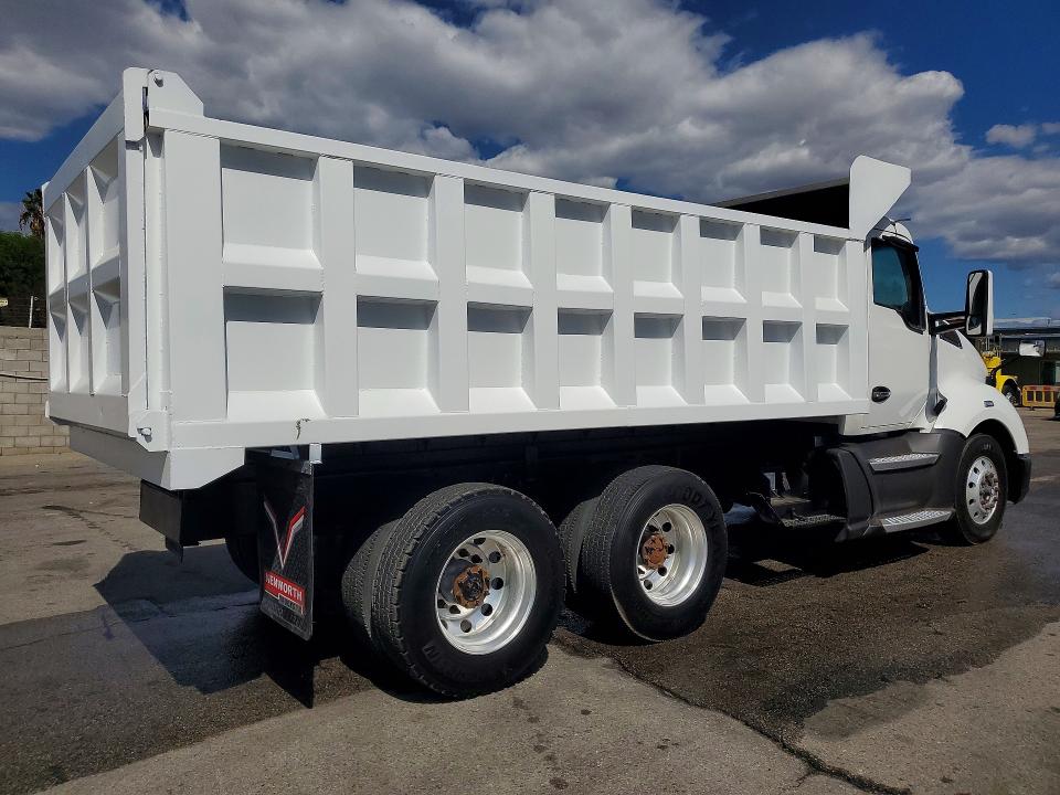 2017 Kenworth T680 მანქანა იყიდება აუქციონზე, vin: 1XKYA48X2HJ160397, აუქციონის ნომერი: 71040416