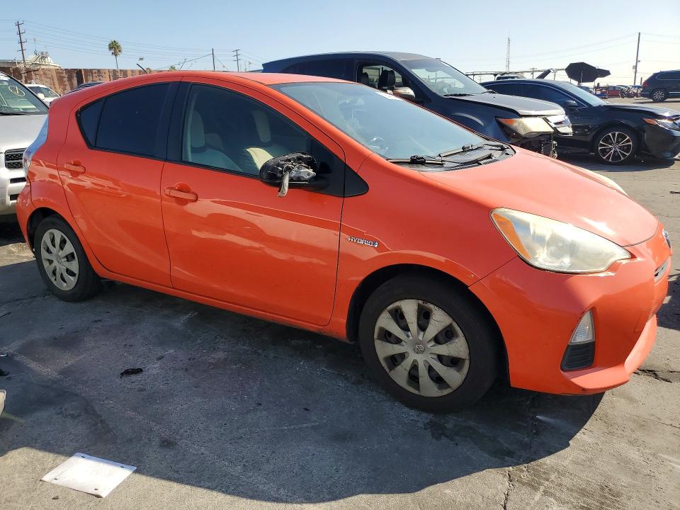 Продаж на аукціоні авто 2012 Toyota Prius C, vin: JTDKDTB35C1003965, номер лоту: 69446246