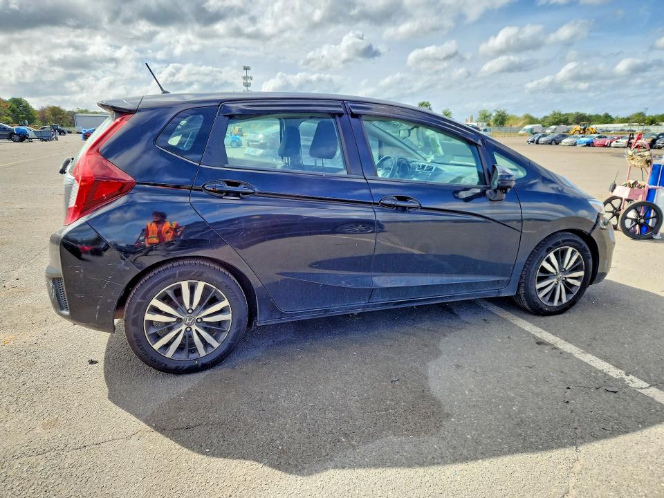 2015 Honda Fit მანქანა იყიდება აუქციონზე, vin: 3HGGK5H86FM757492, აუქციონის ნომერი: 70022556