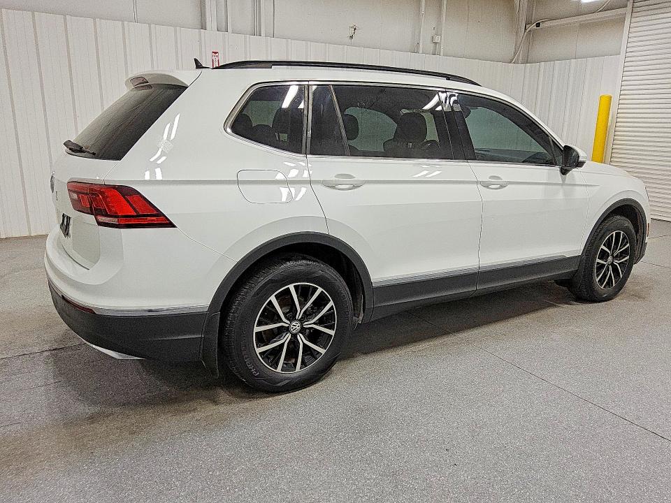64388476 :رقم المزاد ، 3VV3B7AX4MM152234 vin ، 2021 Volkswagen Tiguan مزاد بيع