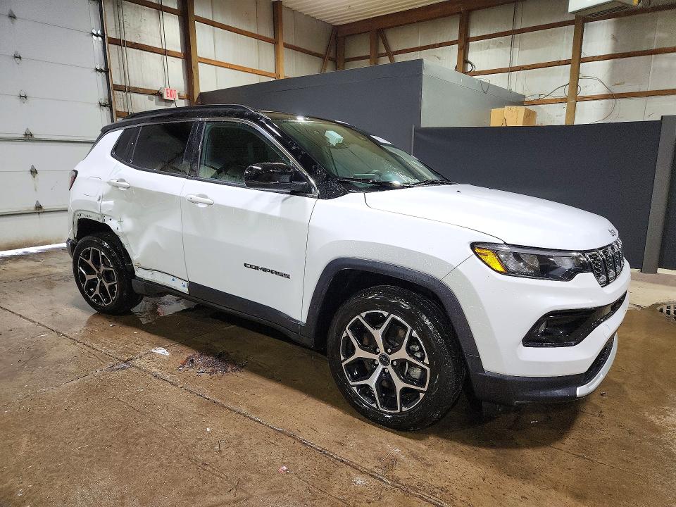 69300666 :رقم المزاد ، 3C4NJDCNXST564813 vin ، 2025 Jeep Compass مزاد بيع