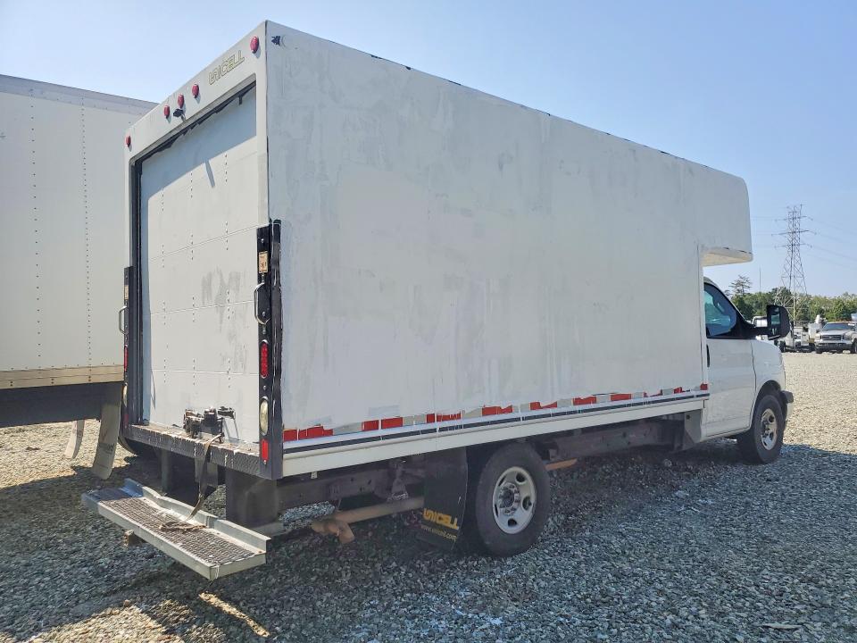 68398286 :رقم المزاد ، 1GB0GSFG9L1259116 vin ، 2020 Chevrolet Express G3500 مزاد بيع