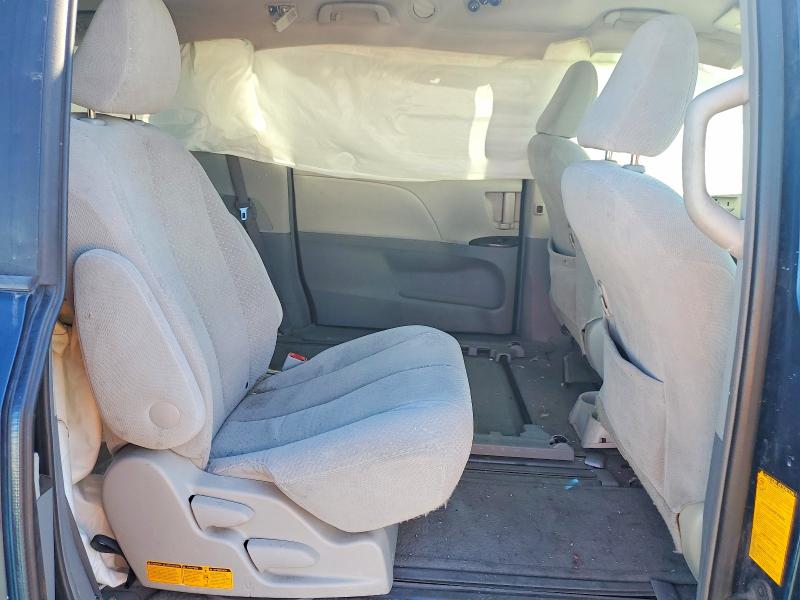 Aukcja sprzedaży 2011 Toyota Sienna, vin: 5TDKK3DC1BS018726, numer aukcji: 71045316