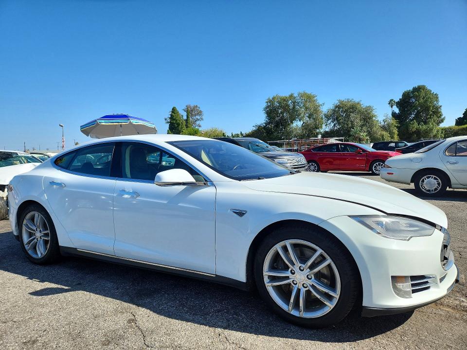 Aukcja sprzedaży 2013 Tesla Model S, vin: 5YJSA1DN7DFP15544, numer aukcji: 68592196