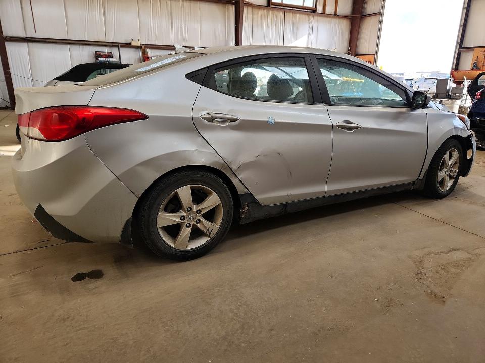 69741596 :رقم المزاد ، 5NPDH4AE7CH107467 vin ، 2012 Hyundai Elantra مزاد بيع