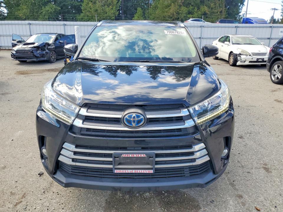 Продажа на аукционе авто 2017 Toyota Highlander Hybrid, vin: 5TDDGRFH1HS022371, номер лота: 70067826