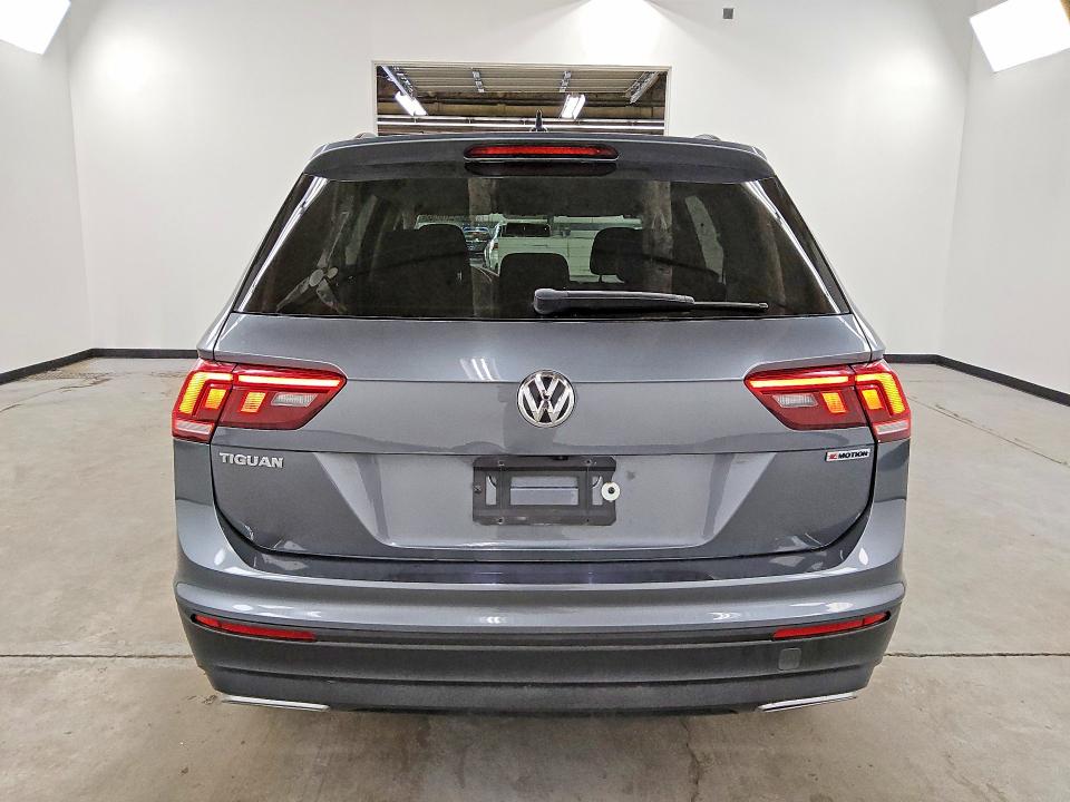 68640586 :رقم المزاد ، 3VV0B7AX1LM148837 vin ، 2020 Volkswagen Tiguan مزاد بيع