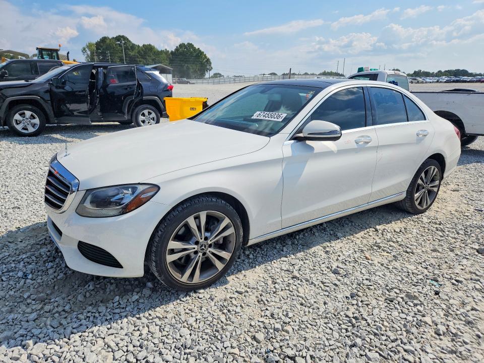 67455036 :رقم المزاد ، 55SWF4JB7HU214365 vin ، 2017 Mercedes-benz C مزاد بيع