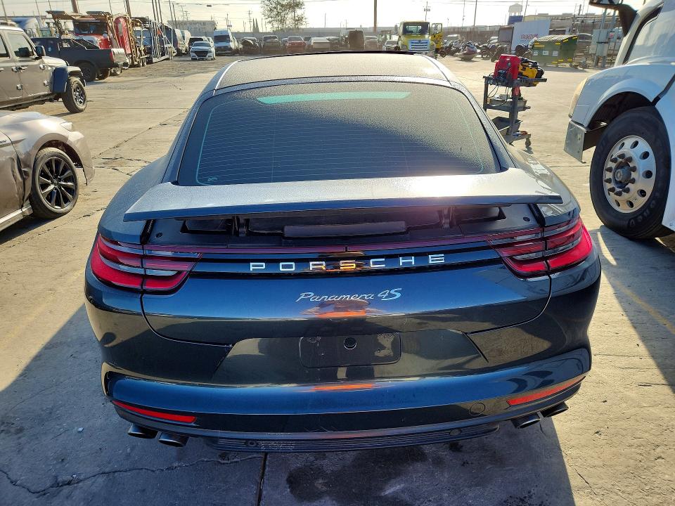 Продажа на аукционе авто 2017 Porsche Panamera, vin: WP0AB2A71HL122298, номер лота: 70841926