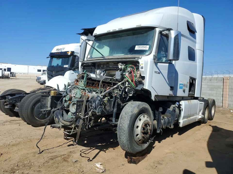 Aukcja sprzedaży 2021 Volvo Vnl, vin: 4V4NC9EJ2MN282139, numer aukcji: 70658946