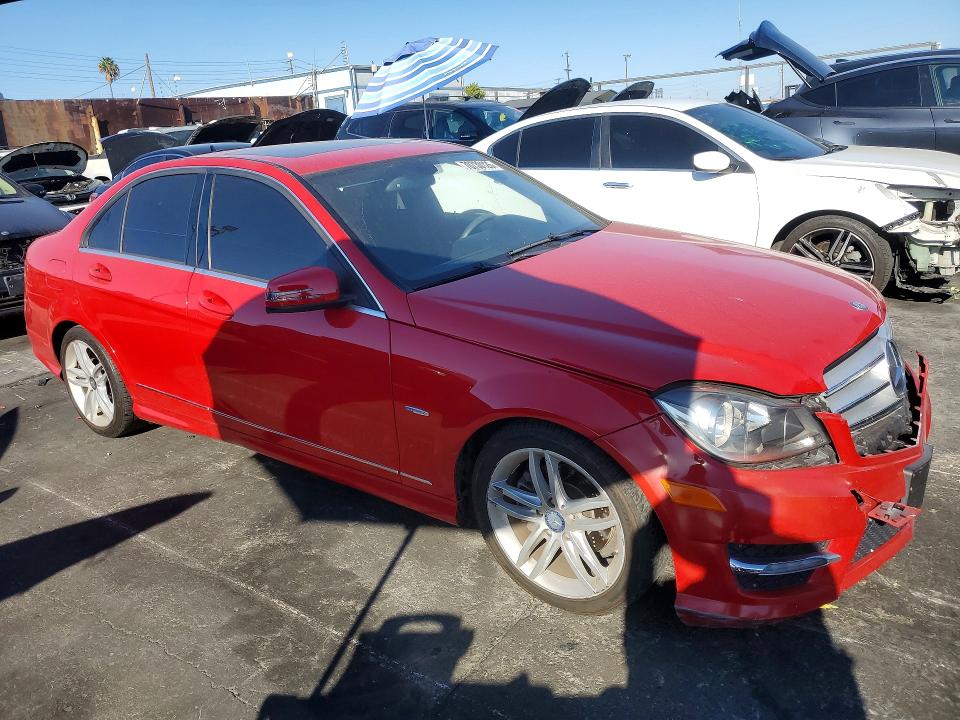 Продажа на аукционе авто 2012 Mercedes-benz C, vin: WDDGF4HB4CR191213, номер лота: 70730126