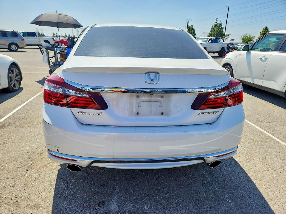 2017 Honda Accord მანქანა იყიდება აუქციონზე, vin: 1HGCR2F52HA269352, აუქციონის ნომერი: 69798256