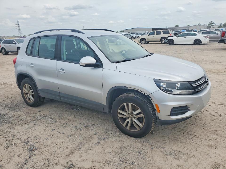 2017 Volkswagen Tiguan მანქანა იყიდება აუქციონზე, vin: WVGAV7AX2HW507657, აუქციონის ნომერი: 67518726