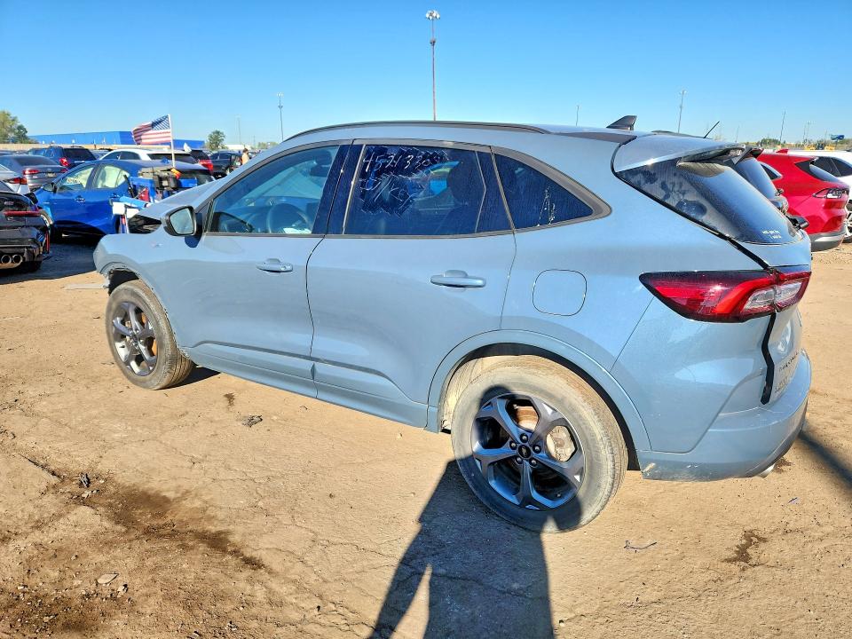 Продажа на аукционе авто 2023 Ford Escape, vin: 1FMCU9NZ9PUA46454, номер лота: 70810666