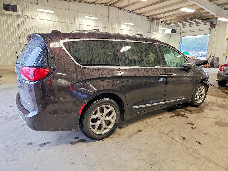 2017 Chrysler Pacifica მანქანა იყიდება აუქციონზე, vin: 2C4RC1GG8HR754563, აუქციონის ნომერი: 70922776