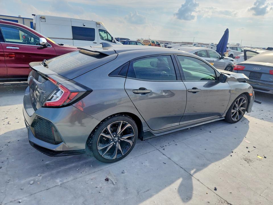 Продаж на аукціоні авто 2018 Honda Civic, vin: SHHFK7H4XJU224673, номер лоту: 68813716