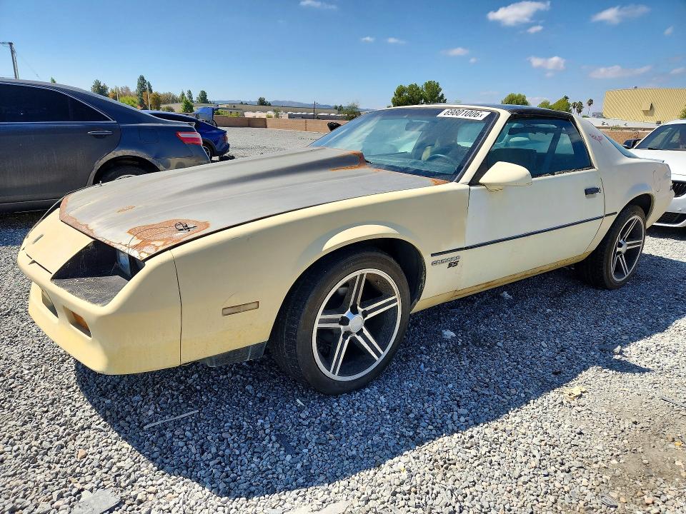 Продаж на аукціоні авто 1985 Chevrolet Camaro, vin: 1G1FP87H5FL412253, номер лоту: 69801006