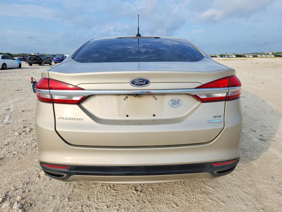 67380676 :رقم المزاد ، 3FA6P0H99HR407230 vin ، 2017 Ford Fusion مزاد بيع