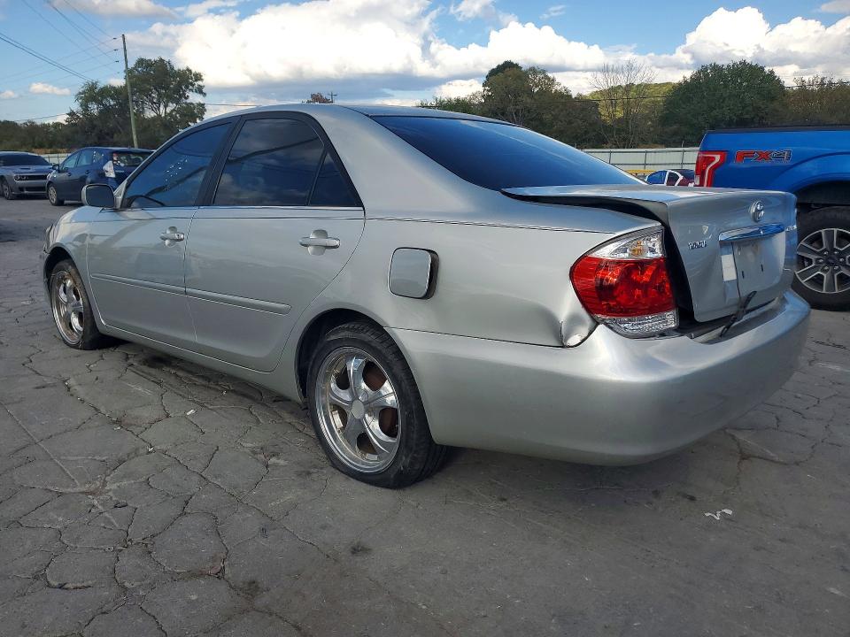 2005 Toyota Camry მანქანა იყიდება აუქციონზე, vin: 4T1BE32K85U076894, აუქციონის ნომერი: 70521336