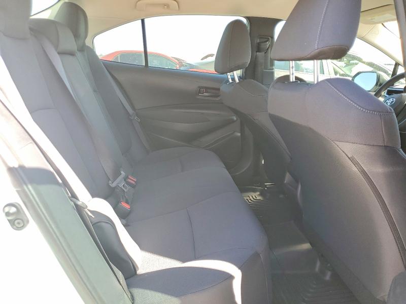 70507386 :رقم المزاد ، 5YFEPMAE0NP302307 vin ، 2022 Toyota Corolla مزاد بيع