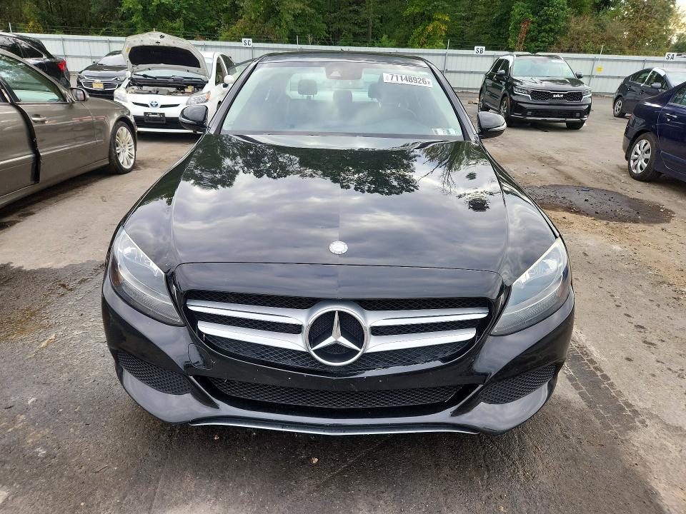 71148926 :رقم المزاد ، WDDWF4KBXHR244976 vin ، 2017 Mercedes-benz C مزاد بيع