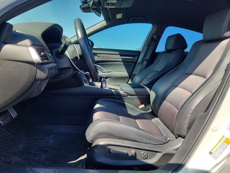 Продаж на аукціоні авто 2018 Honda Accord, vin: 1HGCV1F38JA089304, номер лоту: 68829616