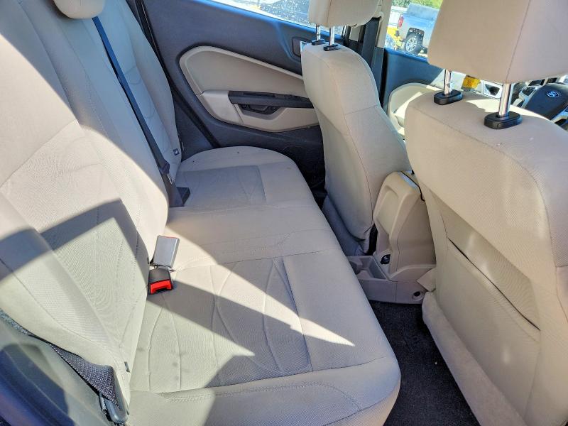 70453536 :رقم المزاد ، 3FADP4BJ9EM211122 vin ، 2014 Ford Fiesta مزاد بيع