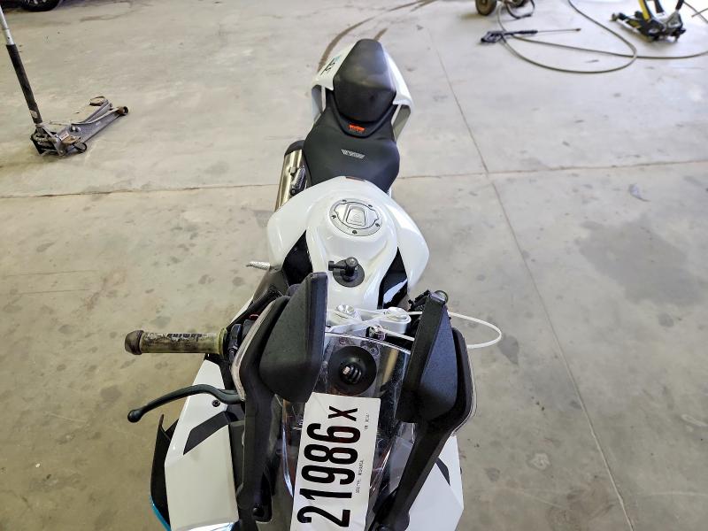 70121986 :رقم المزاد ، LCEPESLAXR6002641 vin ، 2024 Cf Moto 450ss مزاد بيع