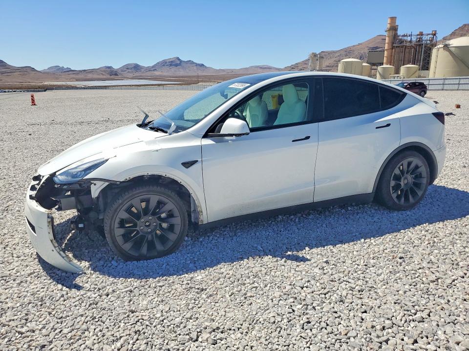 Продажа на аукционе авто 2021 Tesla Model Y, vin: 5YJYGDEE3MF119775, номер лота: 67032996