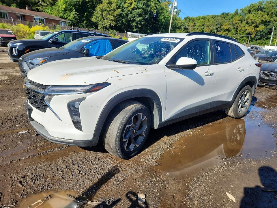 68949306 :رقم المزاد ، KL77LHEP2SC080118 vin ، 2025 Chevrolet Trax 1lt مزاد بيع