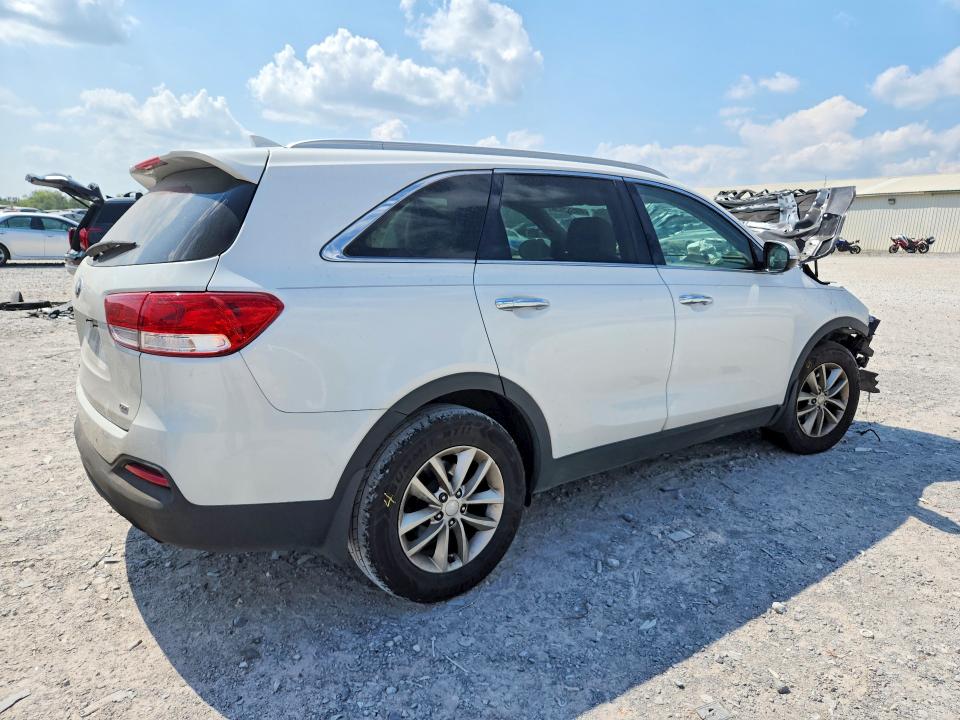 2017 Kia Sorento მანქანა იყიდება აუქციონზე, vin: 5XYPG4A36HG246745, აუქციონის ნომერი: 69551036