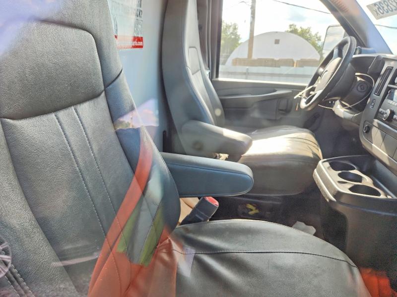 68032836 :رقم المزاد ، 1GDY72BA6C1902050 vin ، 2012 Gmc Savana مزاد بيع