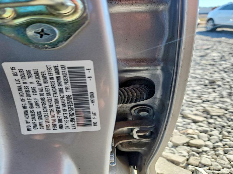 2015 Honda Civic მანქანა იყიდება აუქციონზე, vin: 19XFB2F52FE051096, აუქციონის ნომერი: 68218726