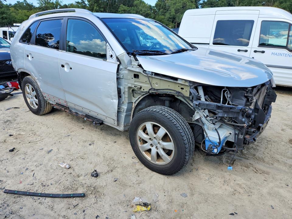 68832986 :رقم المزاد ، 5XYKT4A25DG328795 vin ، 2013 Kia Sorento مزاد بيع