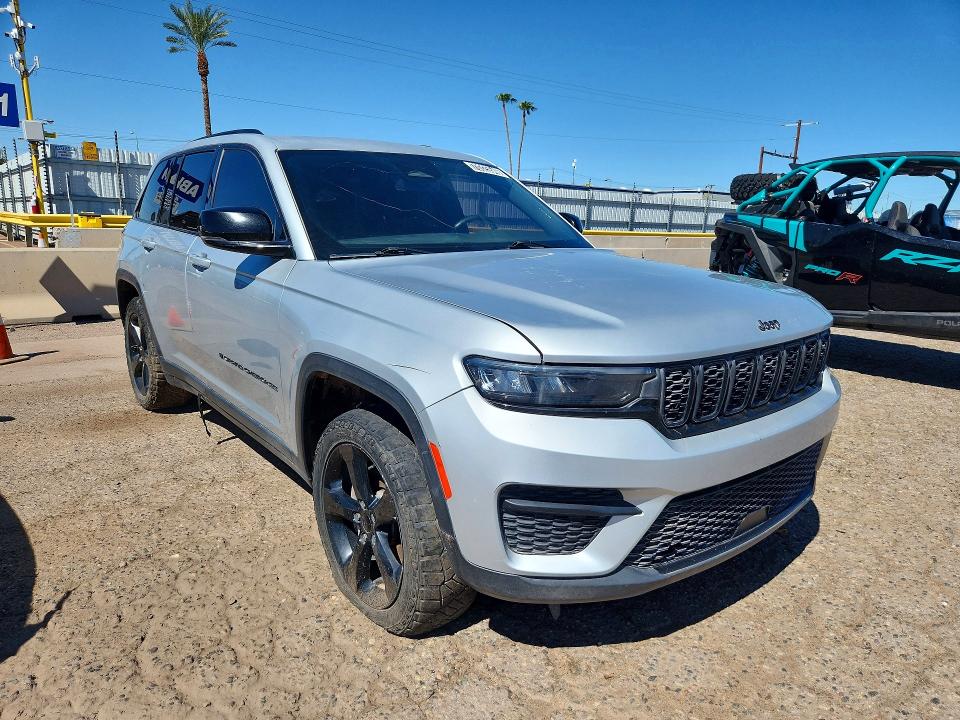 Продажа на аукционе авто 2023 Jeep Grand Cherokee, vin: 1C4RJHAG4P8866598, номер лота: 70325546