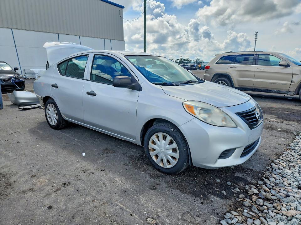 70070896 :رقم المزاد ، 3N1CN7AP3EL850933 vin ، 2014 Nissan Versa مزاد بيع