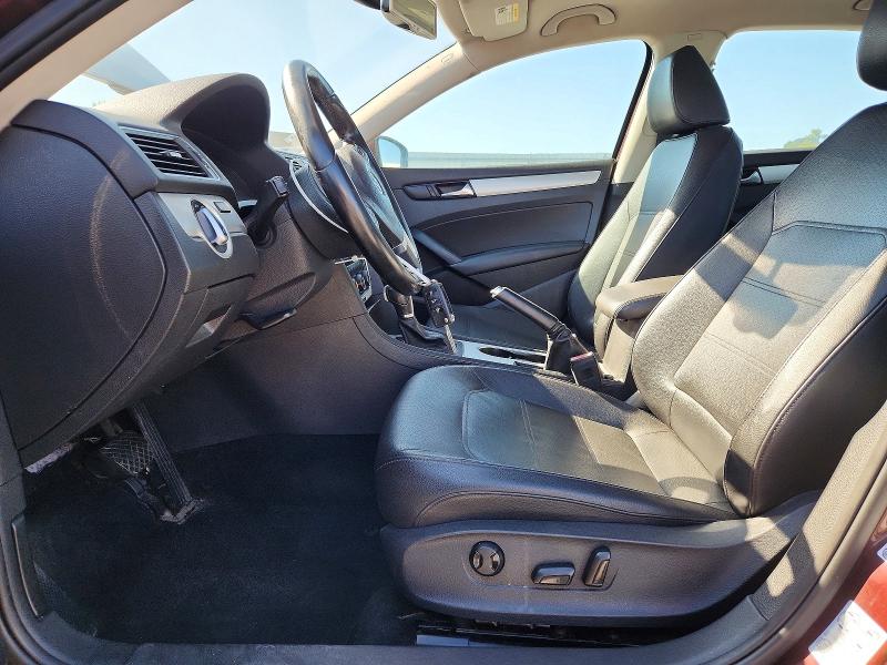 69072626 :رقم المزاد ، 1VWBP7A39DC001414 vin ، 2013 Volkswagen Passat مزاد بيع